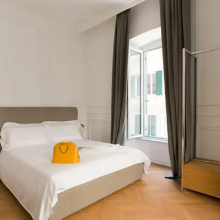 Guest house Via Chiodo Luxury 2*
