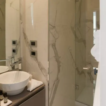 בית הארחה Via Chiodo Luxury 2*