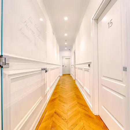 Via Chiodo Luxury Специя