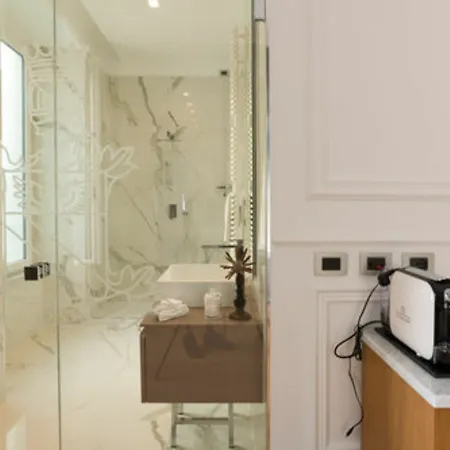 Via Chiodo Luxury Специя