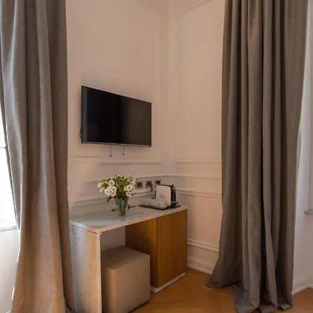 Via Chiodo Luxury 4*