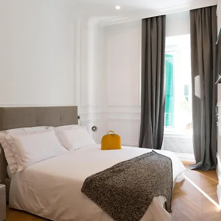 Via Chiodo Luxury 4* Специя