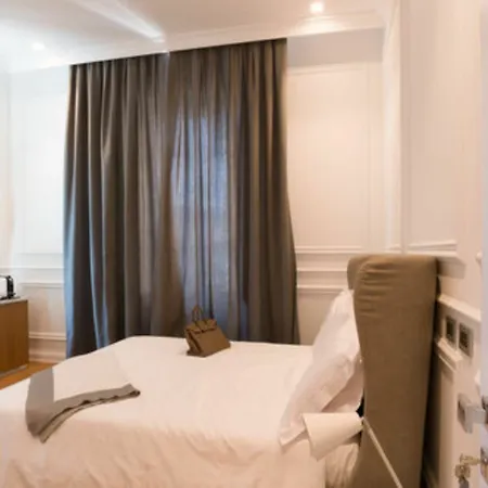 Гостевой дом Via Chiodo Luxury 4*