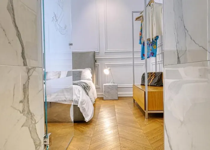 Via Chiodo Luxury 4*