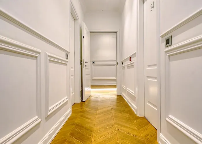 Via Chiodo Luxury 4*